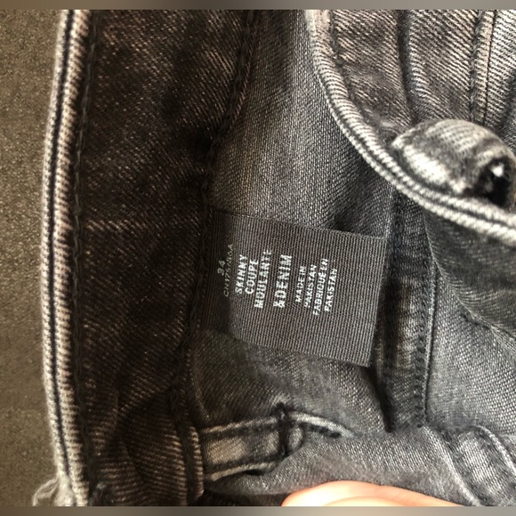 H&M jeans - Picture 3 of 3